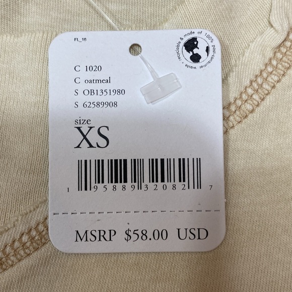 NWT We The Free T Shirt Size XS Cream with Tan Stitching Clover Top 3/4 Sleeve - Picture 8 of 12